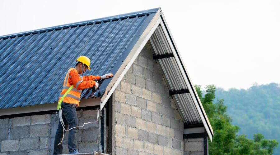 Professional gutter cleaning in Sebastian, FL